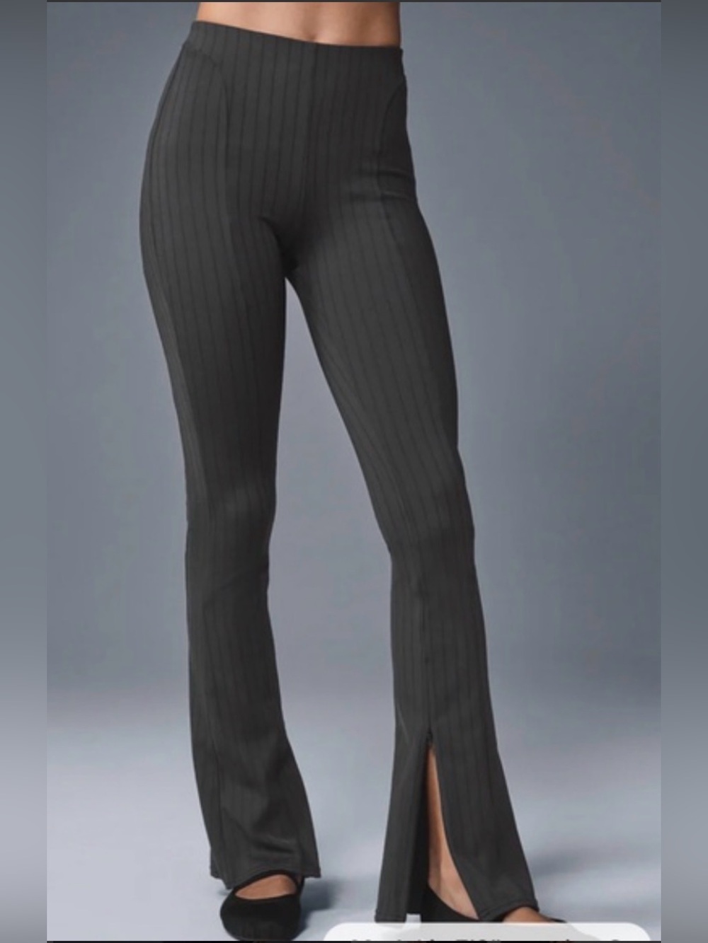 ALO Yoga High-Waist Pinstripe Zip It Flare Legging – Anthracite/Black